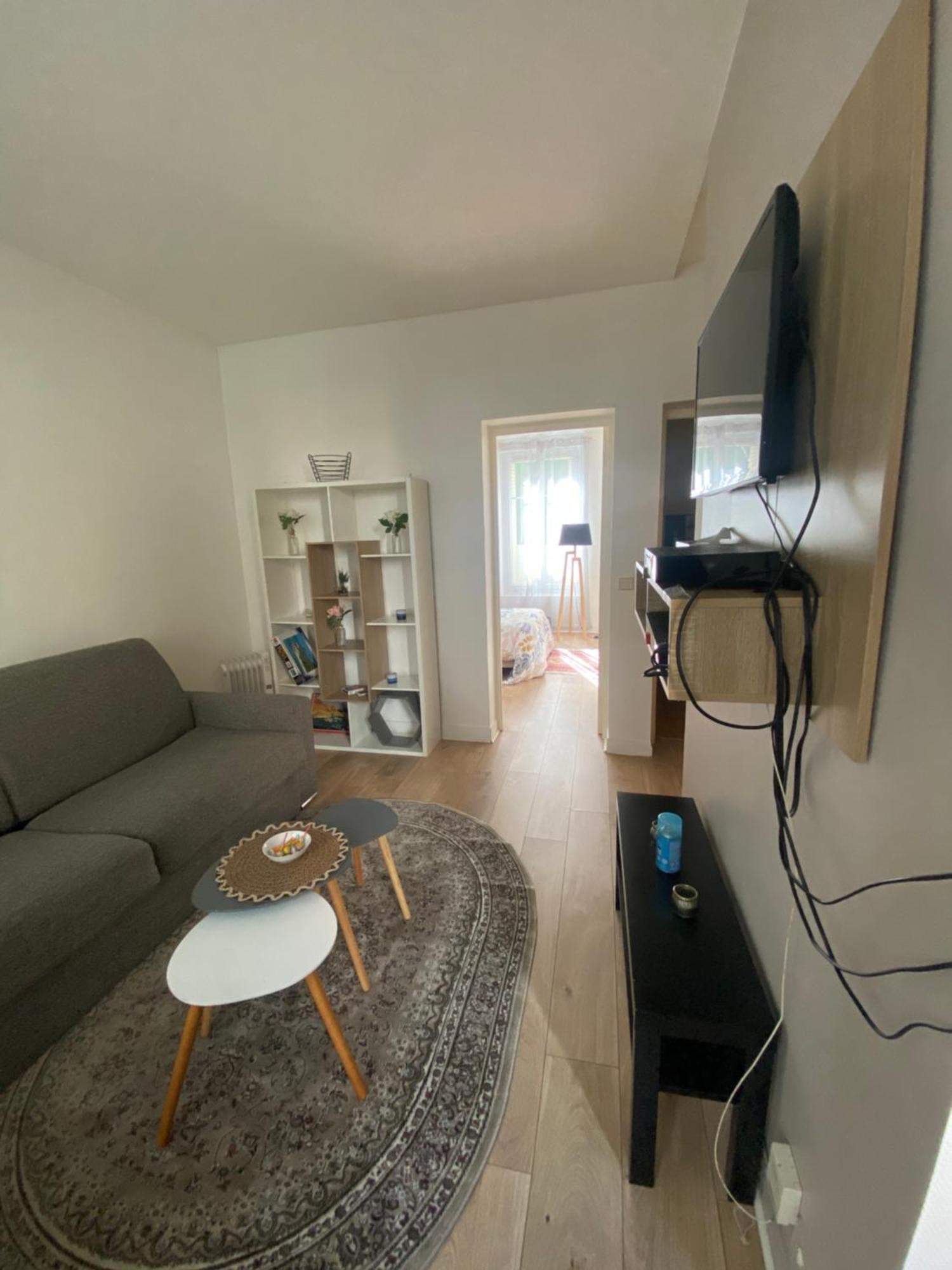 Superbe Appartement Aux Portes De Paris Avec Terrasse Le Kremlin-Bicetre Exterior photo